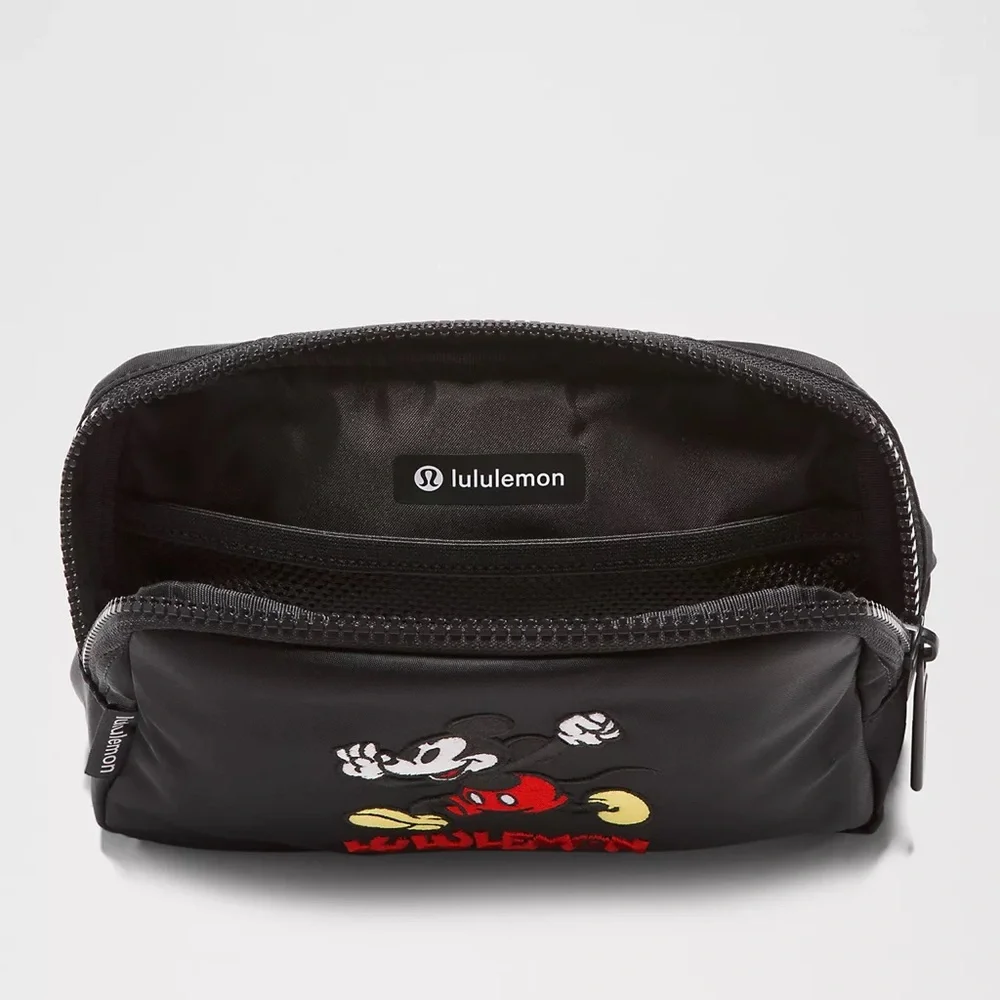 Disney x lululemon Everywhere Belt Bag Embroidered Mickey Mouse Fanny Pack NWT